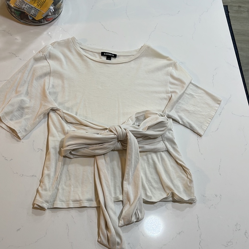 Express multi style cream top